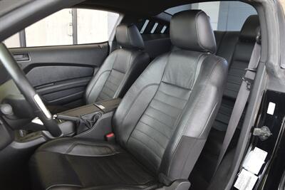 2014 Ford Mustang GT PREMIUM 6SPD MANUAL LTHR PREM WHLS FRESH TRADE   - Photo 29 - Stafford, TX 77477