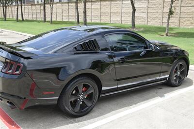 2014 Ford Mustang GT PREMIUM 6SPD MANUAL LTHR PREM WHLS FRESH TRADE   - Photo 16 - Stafford, TX 77477