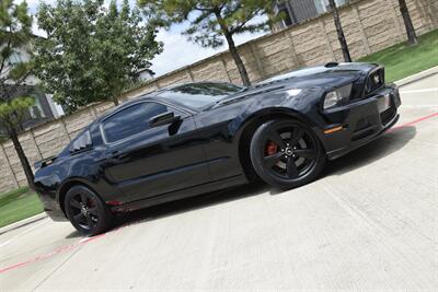 2014 Ford Mustang GT PREMIUM 6SPD MANUAL LTHR PREM WHLS FRESH TRADE   - Photo 34 - Stafford, TX 77477