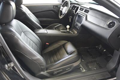 2014 Ford Mustang GT PREMIUM 6SPD MANUAL LTHR PREM WHLS FRESH TRADE   - Photo 28 - Stafford, TX 77477