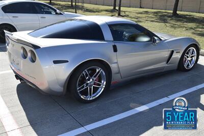 2007 Chevrolet Corvette Z06 6SPD CUSTOM EXHAUST NEW CAR TRADE CLEAN   - Photo 17 - Stafford, TX 77477