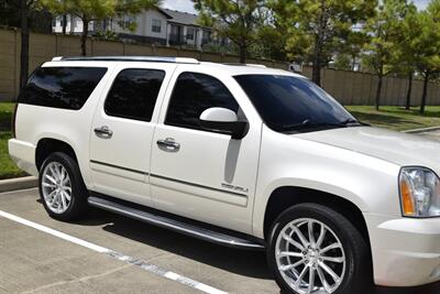 2013 GMC Yukon XL DENALI AWD NAV BK/CAM REAR DVD FRESH TRADE   - Photo 6 - Stafford, TX 77477