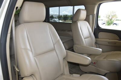 2013 GMC Yukon XL DENALI AWD NAV BK/CAM REAR DVD FRESH TRADE   - Photo 39 - Stafford, TX 77477