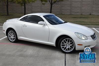 2005 Lexus SC 430 CONVERTIBLE NAV HTD STS HWY MILES CLEAN   - Photo 2 - Stafford, TX 77477