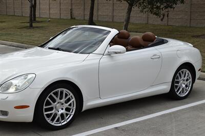 2005 Lexus SC 430 CONVERTIBLE NAV HTD STS HWY MILES CLEAN   - Photo 8 - Stafford, TX 77477