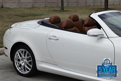 2005 Lexus SC 430 CONVERTIBLE NAV HTD STS HWY MILES CLEAN   - Photo 9 - Stafford, TX 77477