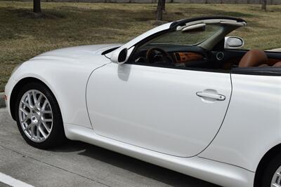 2005 Lexus SC 430 CONVERTIBLE NAV HTD STS HWY MILES CLEAN   - Photo 21 - Stafford, TX 77477