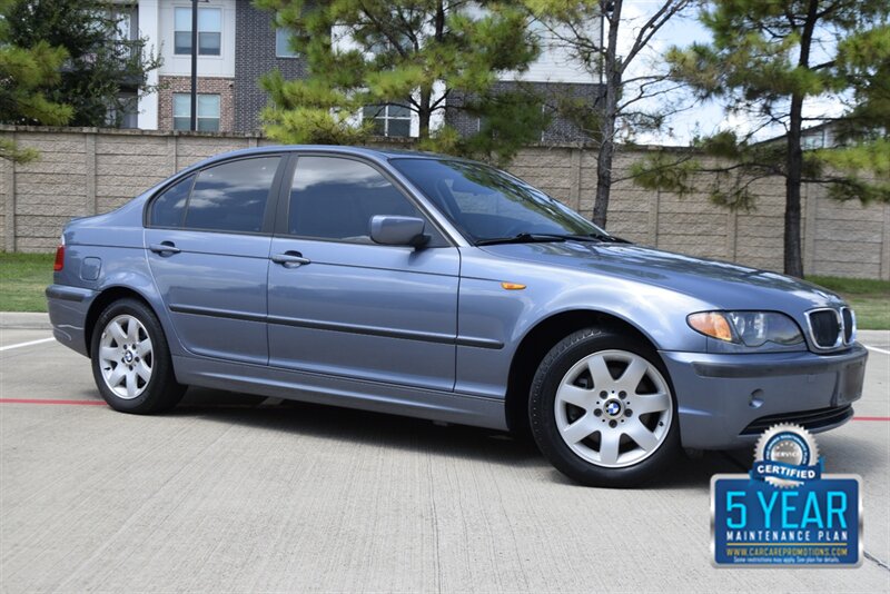 2003 BMW 325i  