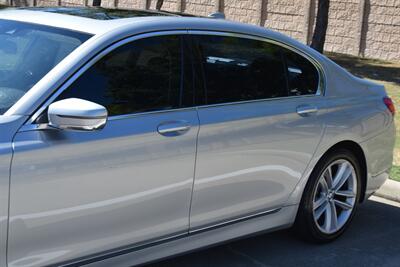 2017 BMW 750i SPORTS/PREM PKG $103K MSRP LOADED NEW TRADE   - Photo 9 - Stafford, TX 77477