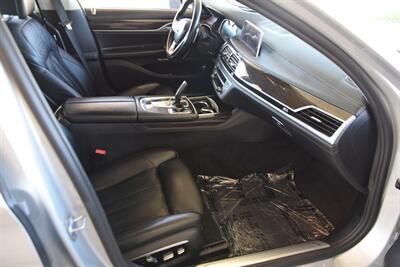 2017 BMW 750i SPORTS/PREM PKG $103K MSRP LOADED NEW TRADE   - Photo 31 - Stafford, TX 77477