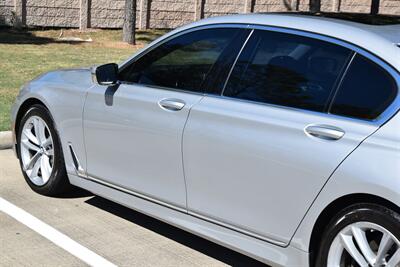 2017 BMW 750i SPORTS/PREM PKG $103K MSRP LOADED NEW TRADE   - Photo 17 - Stafford, TX 77477