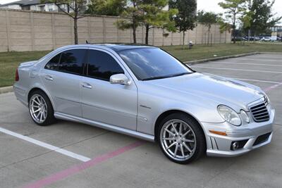 2008 Mercedes-Benz E 63 AMG TOP LOADED NAV ROOF LOW MILES NEW TRADE   - Photo 3 - Stafford, TX 77477