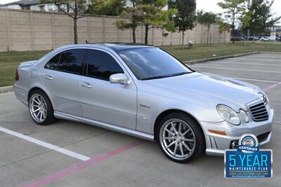 2008 Mercedes-Benz E 63 AMG TOP LOADED NAV ROOF LOW MILES NEW TRADE   - Photo 3 - Stafford, TX 77477