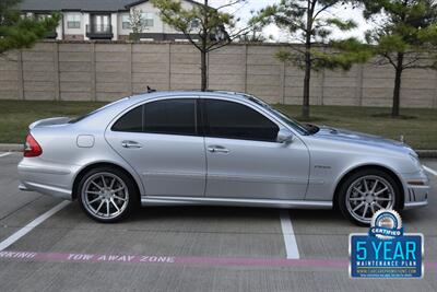 2008 Mercedes-Benz E 63 AMG TOP LOADED NAV ROOF LOW MILES NEW TRADE   - Photo 13 - Stafford, TX 77477