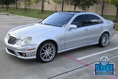 2008 Mercedes-Benz E 63 AMG TOP LOADED NAV ROOF LOW MILES NEW TRADE   - Photo 4 - Stafford, TX 77477