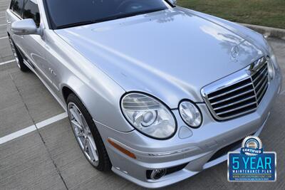 2008 Mercedes-Benz E 63 AMG TOP LOADED NAV ROOF LOW MILES NEW TRADE   - Photo 10 - Stafford, TX 77477