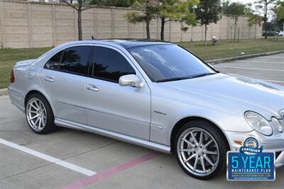 2008 Mercedes-Benz E 63 AMG TOP LOADED NAV ROOF LOW MILES NEW TRADE   - Photo 5 - Stafford, TX 77477