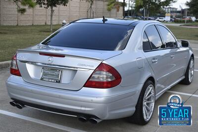 2008 Mercedes-Benz E 63 AMG TOP LOADED NAV ROOF LOW MILES NEW TRADE   - Photo 14 - Stafford, TX 77477