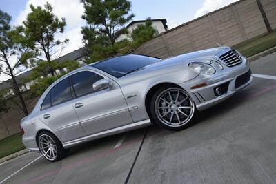 2008 Mercedes-Benz E 63 AMG TOP LOADED NAV ROOF LOW MILES NEW TRADE   - Photo 48 - Stafford, TX 77477