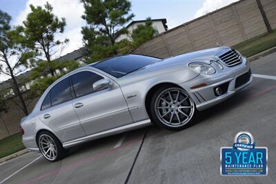 2008 Mercedes-Benz E 63 AMG TOP LOADED NAV ROOF LOW MILES NEW TRADE   - Photo 48 - Stafford, TX 77477