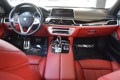 2018 BMW 750i $123K MSRP EXEC PKG PREM/SPTS FRESH TRADE IN   - Photo 26 - Stafford, TX 77477
