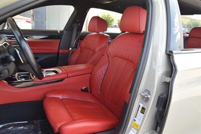 2018 BMW 750i $123K MSRP EXEC PKG PREM/SPTS FRESH TRADE IN   - Photo 32 - Stafford, TX 77477