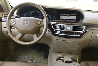 2007 Mercedes-Benz S 550 63K LOW MILES TOP LOADED NEW CAR TRADE CLEAN   - Photo 24 - Stafford, TX 77477