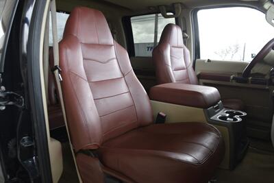 2009 Ford F-250 SUPER DUTY KING RANCH DIESEL 4X4 LIFTED TX TRUCK   - Photo 32 - Stafford, TX 77477
