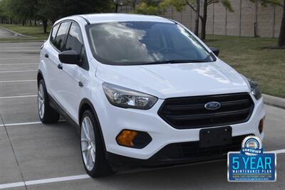 2018 Ford Escape S 44K LOW MILES BK/CAM CLEAN NEW CAR TRADE   - Photo 13 - Stafford, TX 77477