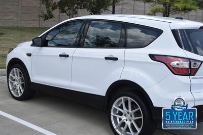 2018 Ford Escape S 44K LOW MILES BK/CAM CLEAN NEW CAR TRADE   - Photo 19 - Stafford, TX 77477