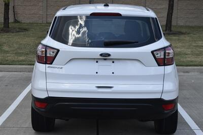 2018 Ford Escape S 44K LOW MILES BK/CAM CLEAN NEW CAR TRADE   - Photo 23 - Stafford, TX 77477