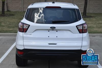 2018 Ford Escape S 44K LOW MILES BK/CAM CLEAN NEW CAR TRADE   - Photo 23 - Stafford, TX 77477