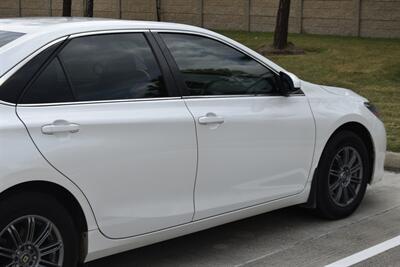 2016 Toyota Camry XSE V6 LOADED NEW TRADE IN HWY MILES VERY CLEAN   - Photo 20 - Stafford, TX 77477