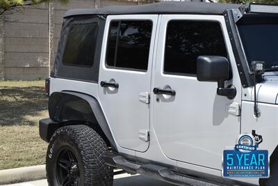 2010 Jeep Wrangler UNLIMITED SPORT 4X4 6SPD MANUAL WINCH LIFTED NICE   - Photo 8 - Stafford, TX 77477