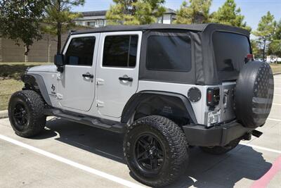 2010 Jeep Wrangler UNLIMITED SPORT 4X4 6SPD MANUAL WINCH LIFTED NICE   - Photo 16 - Stafford, TX 77477