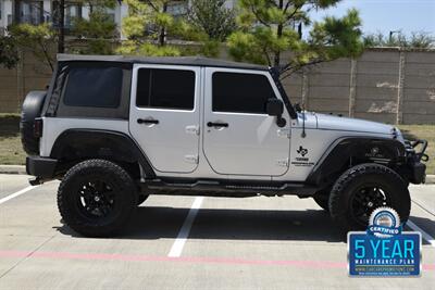 2010 Jeep Wrangler UNLIMITED SPORT 4X4 6SPD MANUAL WINCH LIFTED NICE   - Photo 14 - Stafford, TX 77477