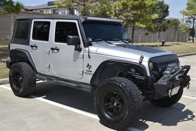 2010 Jeep Wrangler UNLIMITED SPORT 4X4 6SPD MANUAL WINCH LIFTED NICE   - Photo 4 - Stafford, TX 77477