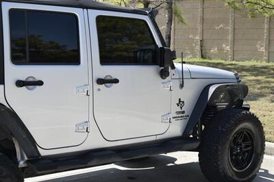 2010 Jeep Wrangler UNLIMITED SPORT 4X4 6SPD MANUAL WINCH LIFTED NICE   - Photo 21 - Stafford, TX 77477