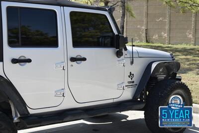 2010 Jeep Wrangler UNLIMITED SPORT 4X4 6SPD MANUAL WINCH LIFTED NICE   - Photo 21 - Stafford, TX 77477