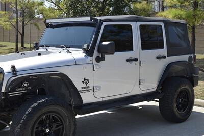 2010 Jeep Wrangler UNLIMITED SPORT 4X4 6SPD MANUAL WINCH LIFTED NICE   - Photo 7 - Stafford, TX 77477