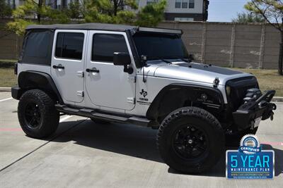 2010 Jeep Wrangler UNLIMITED SPORT 4X4 6SPD MANUAL WINCH LIFTED NICE   - Photo 25 - Stafford, TX 77477