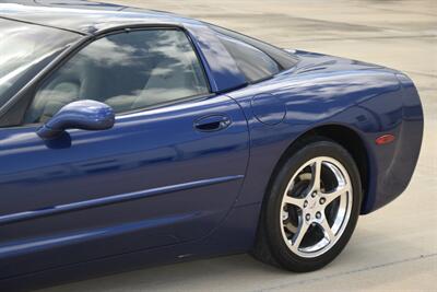 2004 Chevrolet Corvette COUPE AUTO GLASS/TARGA TOP HUD FRESH TRADE NICE   - Photo 10 - Stafford, TX 77477