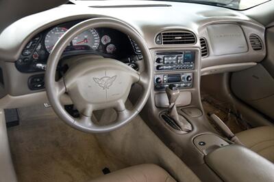 2004 Chevrolet Corvette COUPE AUTO GLASS/TARGA TOP HUD FRESH TRADE NICE   - Photo 24 - Stafford, TX 77477