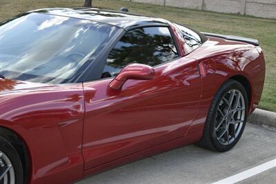 2005 Chevrolet Corvette COUPE AUTOMATIC GLASS TOP 37K LOW MILES IMMACULATE   - Photo 9 - Stafford, TX 77477