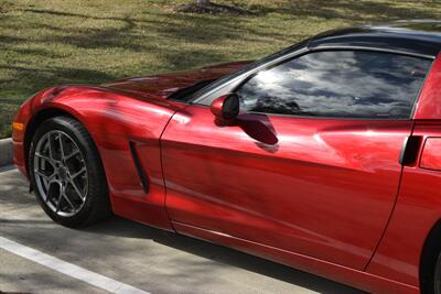 2005 Chevrolet Corvette COUPE AUTOMATIC GLASS TOP 37K LOW MILES IMMACULATE   - Photo 20 - Stafford, TX 77477