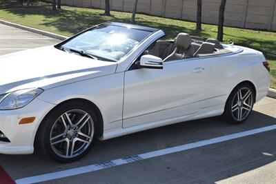 2013 Mercedes-Benz E 550 CONVERTIBLE 73K MILES NV BK/CAM FRESH TRADE   - Photo 8 - Stafford, TX 77477