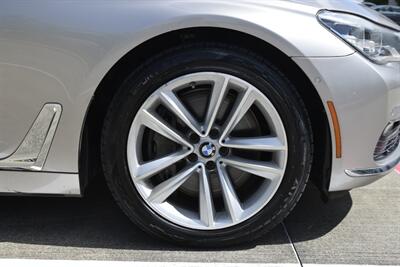 2016 BMW 750i NAV BK/CAM EXEC PKG PREM/SPTS FRESH TRADE IN   - Photo 40 - Stafford, TX 77477
