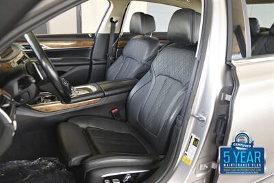 2016 BMW 750i NAV BK/CAM EXEC PKG PREM/SPTS FRESH TRADE IN   - Photo 32 - Stafford, TX 77477