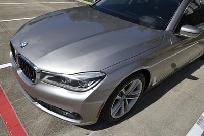 2016 BMW 750i NAV BK/CAM EXEC PKG PREM/SPTS FRESH TRADE IN   - Photo 10 - Stafford, TX 77477