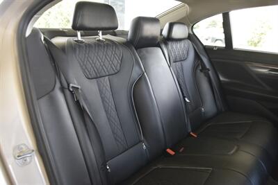 2016 BMW 750i NAV BK/CAM EXEC PKG PREM/SPTS FRESH TRADE IN   - Photo 39 - Stafford, TX 77477